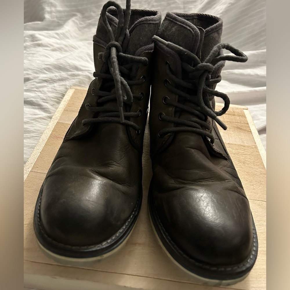 ALDO Men's Gray Leather Fleece Lined Boots High Tops Lace Up Size 11